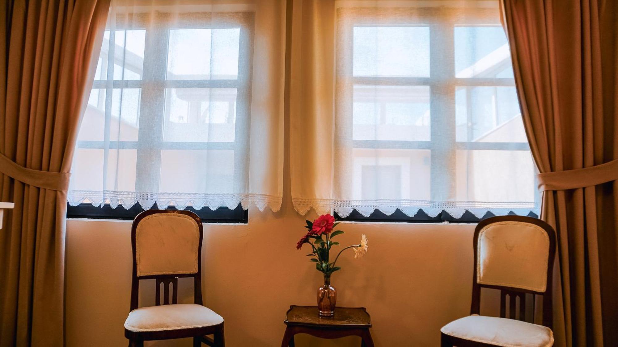 Hotel 1870's Tas - Sanat Sokagi Izmir